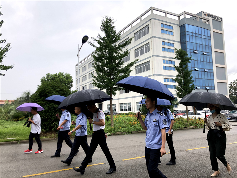 vvSe4DvNR9W3KoKCyZeanQ