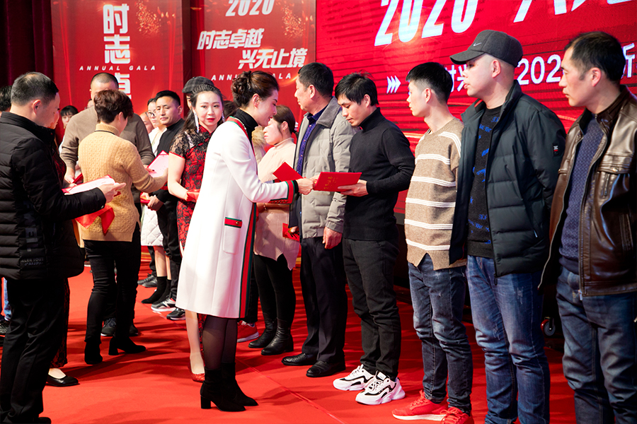 xmCpOY7mR9OVr3EfdR7_zw